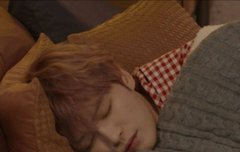 이것도 완전 들튀각임