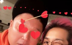 9시까지 5만명들어와야 밥먹을수있대