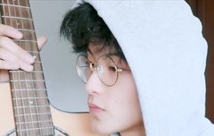 마크가 연주하는 기타 제품명 아는 사람