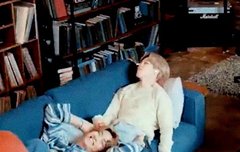 ㅂㅁ 고간을 배고 누웠다고요?