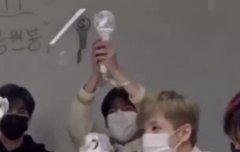 너네는 어떻게 입덕했어??