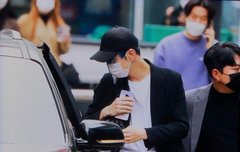 뮤뱅 출근하는 수빈이