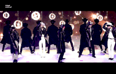 모아들  나 너무  허기져...