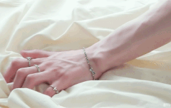 손만 있어도 분위기 낸다는 그