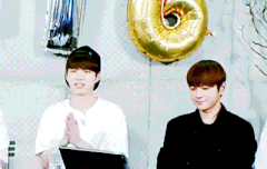 입-장-샷-(아님)과 따라묭