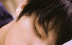 ㅅㄷ 눈을 감아도 눈이 이쁘네