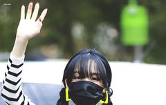 아니 애들 오늘 뮤뱅 출근 옷 넘 이뻐 ㅜㅡ