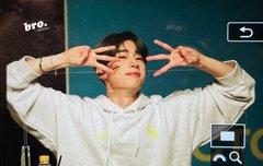 허ㅠㅠㅠ 팬싸 진짜 하고 있나봥