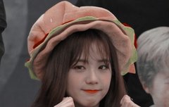 낼 오랜만에 짝녀본다