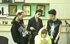 이 사이에 꼽끼고 싶다