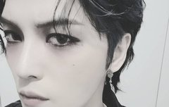 나이는 나만 먹고 있어