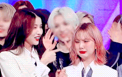 여돌 최초 그래미 인터뷰 !!