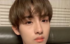 입덕부정긴데 사진 좀 주라ㅜㅜㅜ