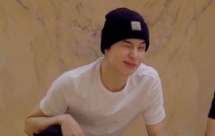 제우스 부인 ◠‿◠