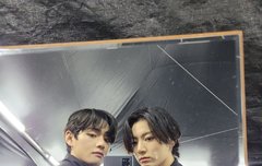 씹탑 둘의 만남