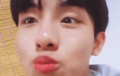 wayv는 웨이션브이야 아님 웨이브이야??