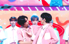 앨범 까서 최애 하나도 안 나온 러비티 들어와....