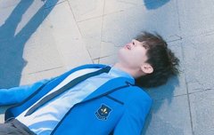 이 사진을 보면