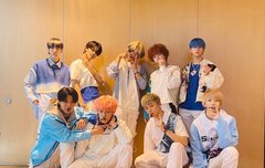 단체샷!!! 많이 봐줘 ㅠㅠ