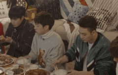 뉴이스트가 러브에게❤-배코-