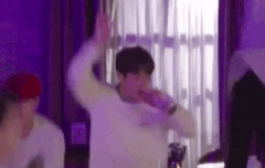 너는 정말 귀엽다 당신도 그것을 알고 있나 ?! 심장 박동이 멈추질 않는다 오! 그것은 나의 행복