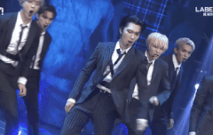 액션피규어 뮤비 내놔