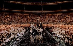 안녕 2년만에 팬톡 들어왔다