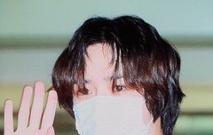 범규 머리 까는거