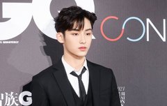 윈윈이 사람이냐