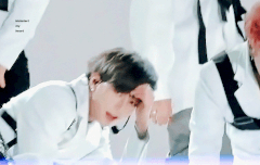 무대위에서 눈 마주침