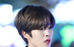 삐빅- 모든 멤버가 비주얼입니다.