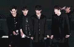 동생들의 재롱에 뿜을 뻔한 김성규ㅋㅋㅋㅋㅋ