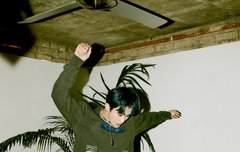 뭐얌 여친들 살아있었넹