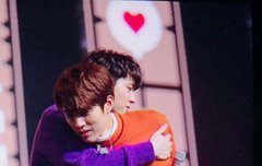 오 횬이 오래간만에 횽같아뭔가ㅋ짱꾸동생 말리는?