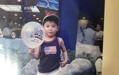 태용이 어릴때 사진 떴다ㅠㅠ