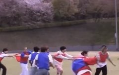 아이콘 킹덤 꼬리잡기