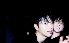 요 움짤은 레전드다