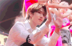 어디서 나온 장면인지 찾아주라.!.!