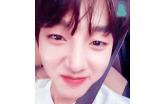 재현이 오늘 진짜 예뻤네