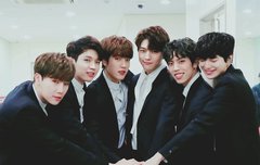 인피니트 데뷔 4000일+1일 츄카츄카❤