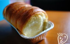 헤어진 친구들 찾기위해 전단지를 돌렸다네요