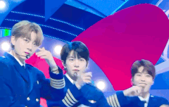 골든차일드 보민 제복 입고 춤추는 거 너무 멋있어