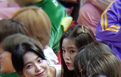 얘들아 우리 컴백 얼마 안남았으니까