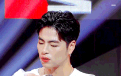 땀 흘리는 모습이