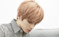 싸인하는 태용2