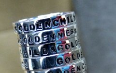 이거 끼고 다니기 가능..?