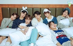 웨븨 팬톡 따로있었는지 몰랐는데