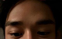 욱희야 모해 ..?