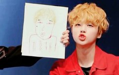 저 금손은 누구 손?