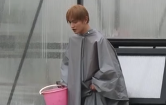 우비에 잡아먹힌 태용